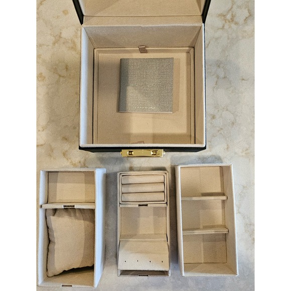 Michael Kors Jewelry Box Organizer Removable Trays Black‎ Gold Accent - Picture 4 of 7